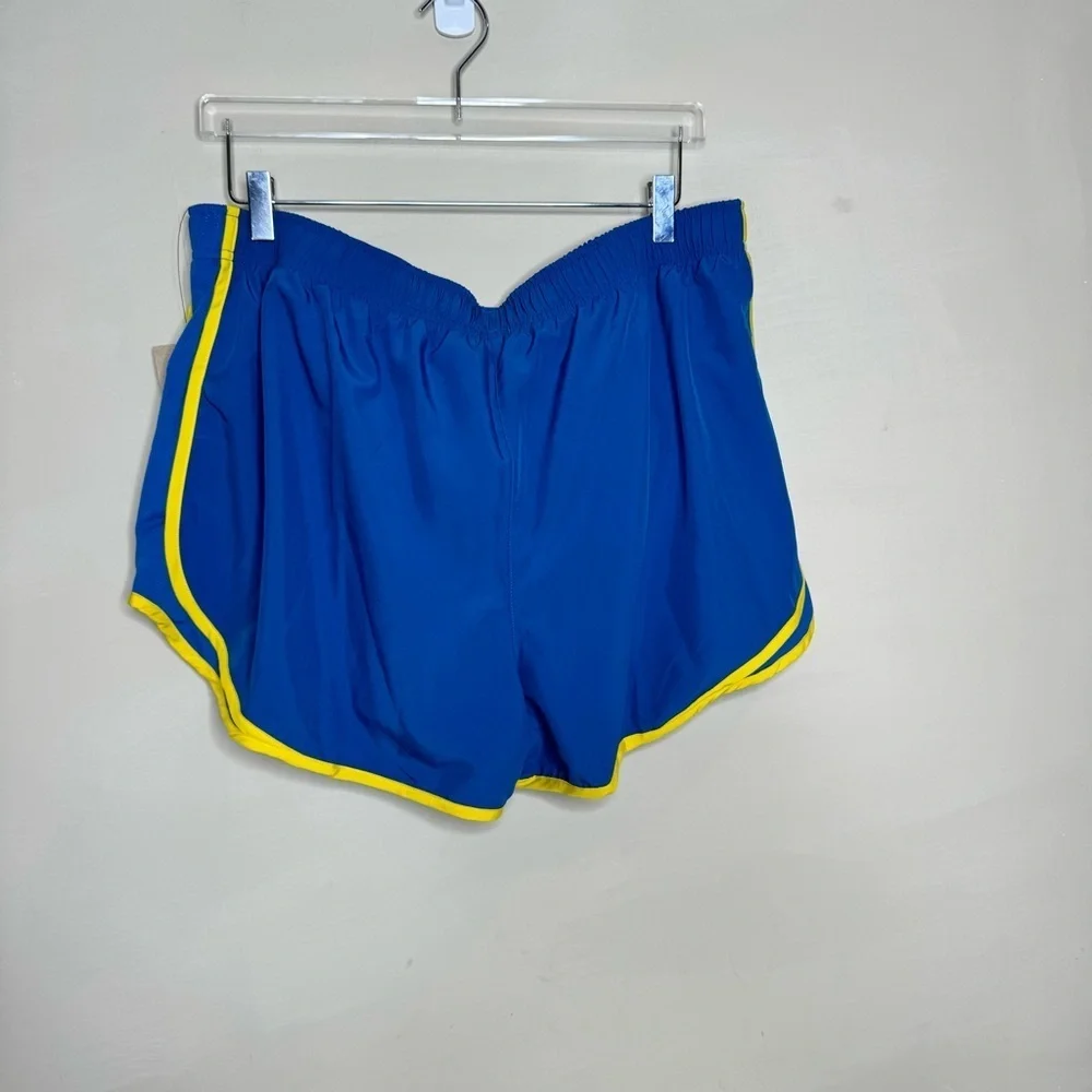 Nike Women's Practice 1 Shorts, Cardinal